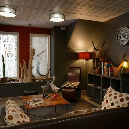 Logis & Restaurant Le Pardaillan Hotel