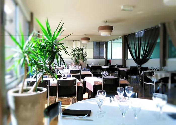 Logis & Restaurant Le Pardaillan Gondrin