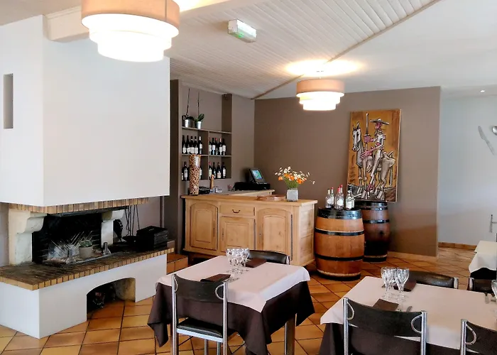 Hotel Logis & Restaurant Le Pardaillan Gondrin