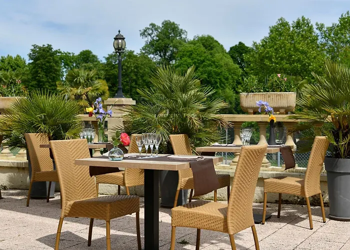 Logis & Restaurant Le Pardaillan Gondrin