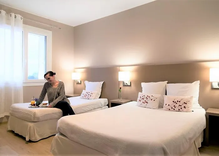 Logis & Restaurant Le Pardaillan Gondrin