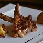 Logis & Restaurant Le Pardaillan Hotel 3*