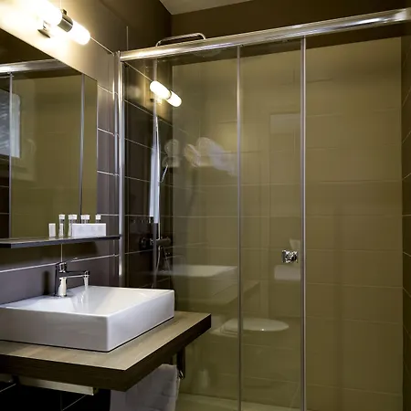 Otel Logis & Restaurant Le Pardaillan