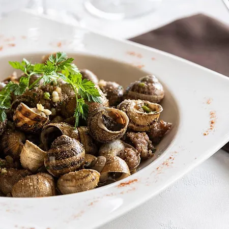 Logis & Restaurant Le Pardaillan Gondrin