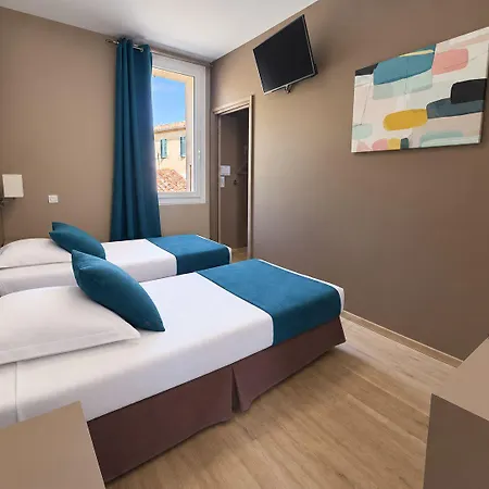 Hotel Logis & Restaurant Le Pardaillan