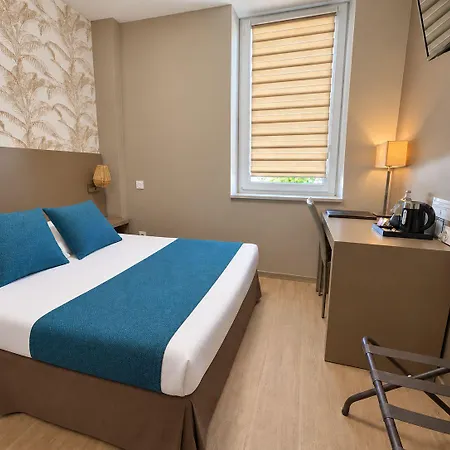 Hotel Logis & Restaurant Le Pardaillan 3*