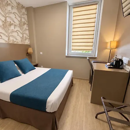 Hotel Logis Hôtel&restaurant Le Pardaillan