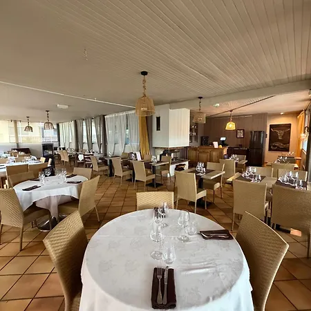 Logis Hôtel&restaurant Le Pardaillan